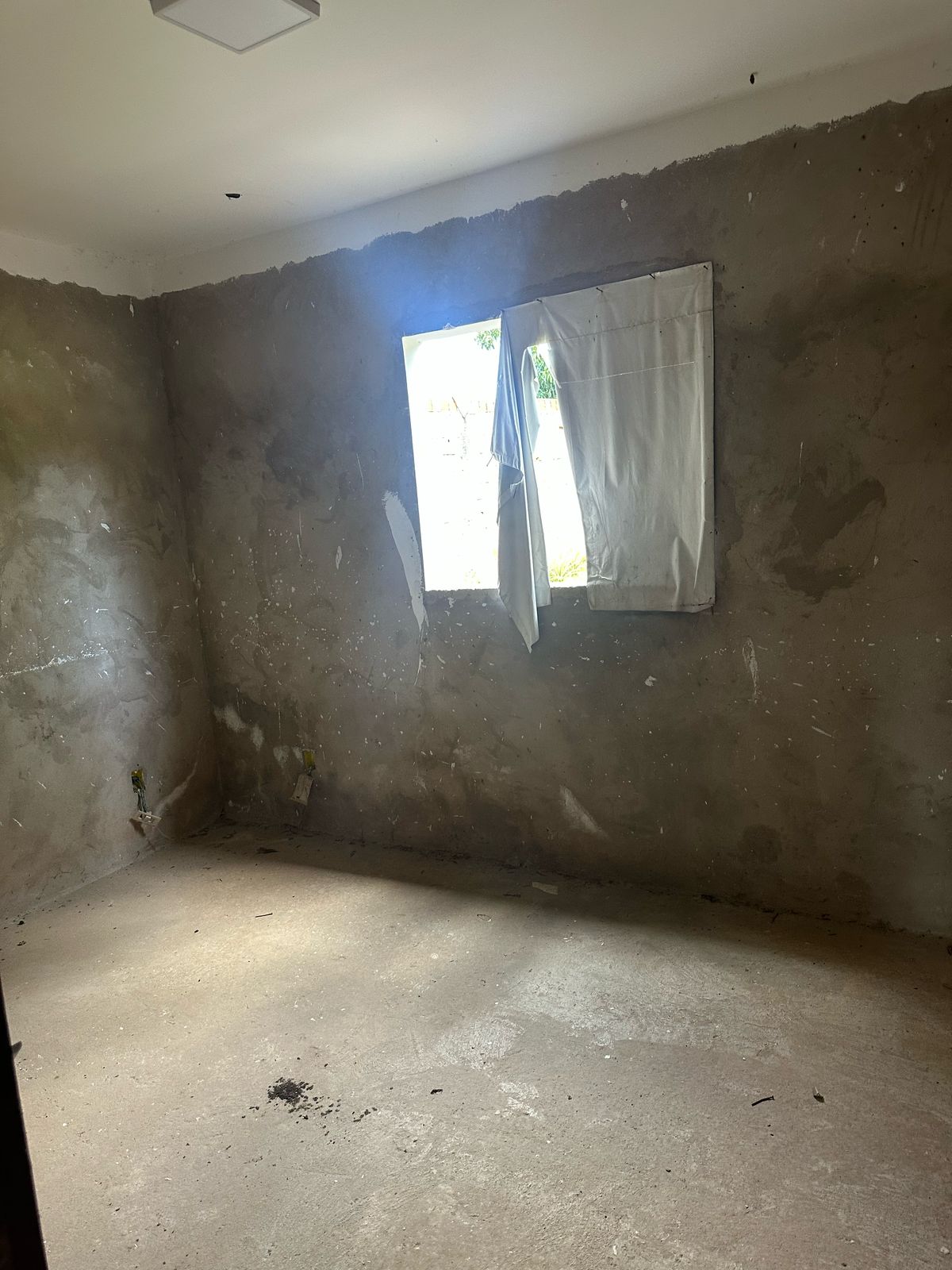26-SEGUNDA CASA-FASE DE ACABAMENTO - ÁREA QUARTO 02